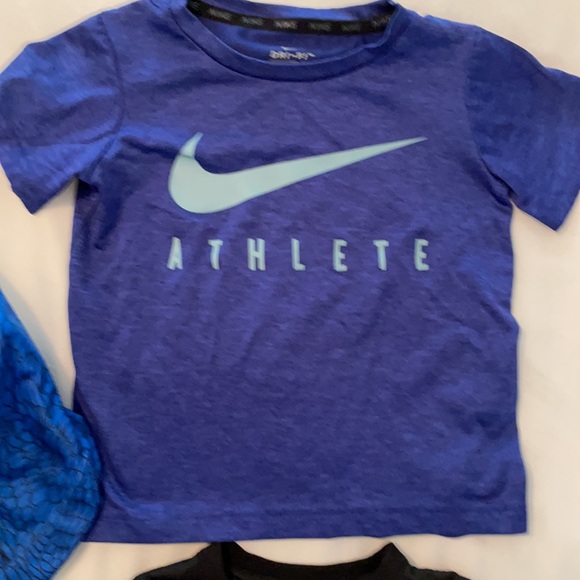 Complete Nike Dri-Fit Collection 1 Hoodie, 1 Long Sleeve, 1 Tee size 4T - Picture 4 of 15